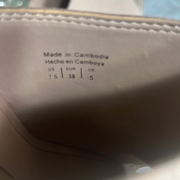 Aldo Platform Suede Pumps - Picture 8 of 10